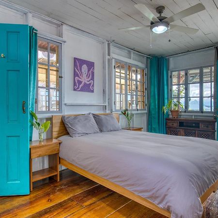 Saigon Bay Bed & Breakfast Bocas Town Kültér fotó